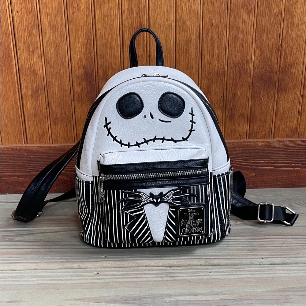 DISNEY LOUNGEFLY THE NIGHTMARE BEFORE CHRISTMAS BACKPACK
